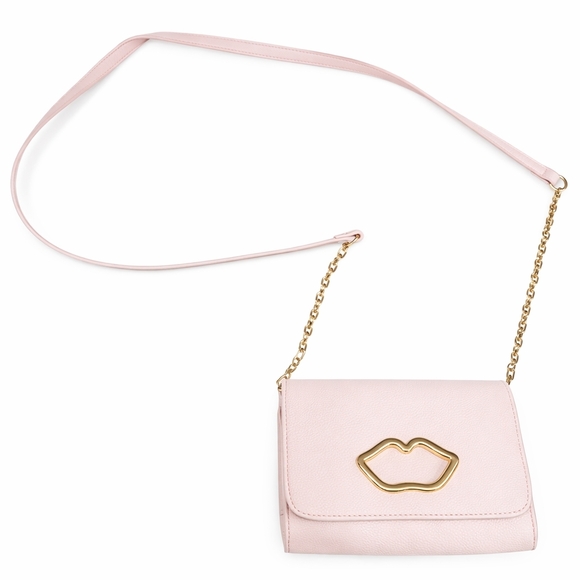 Betsey Johnson Like new condition pink crossbody Purse with Gold Chain 🎀✨ - Picture 3 of 5